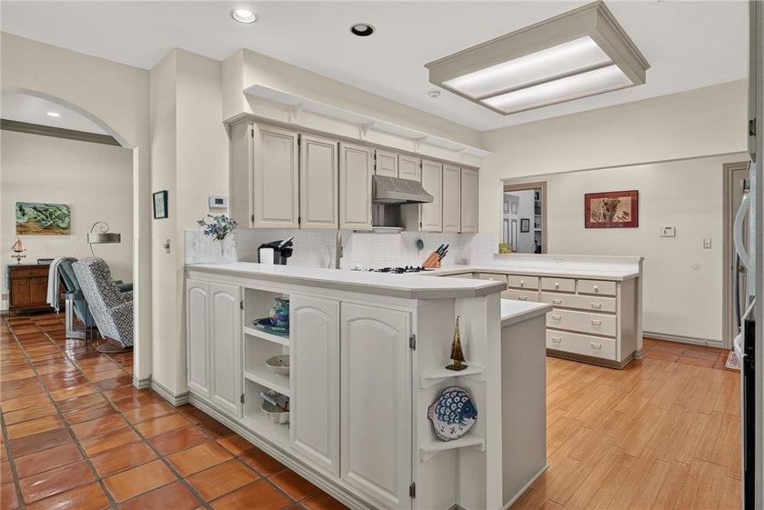 Welcome to your own private sanctuary! Nestled in the highly - photo 7