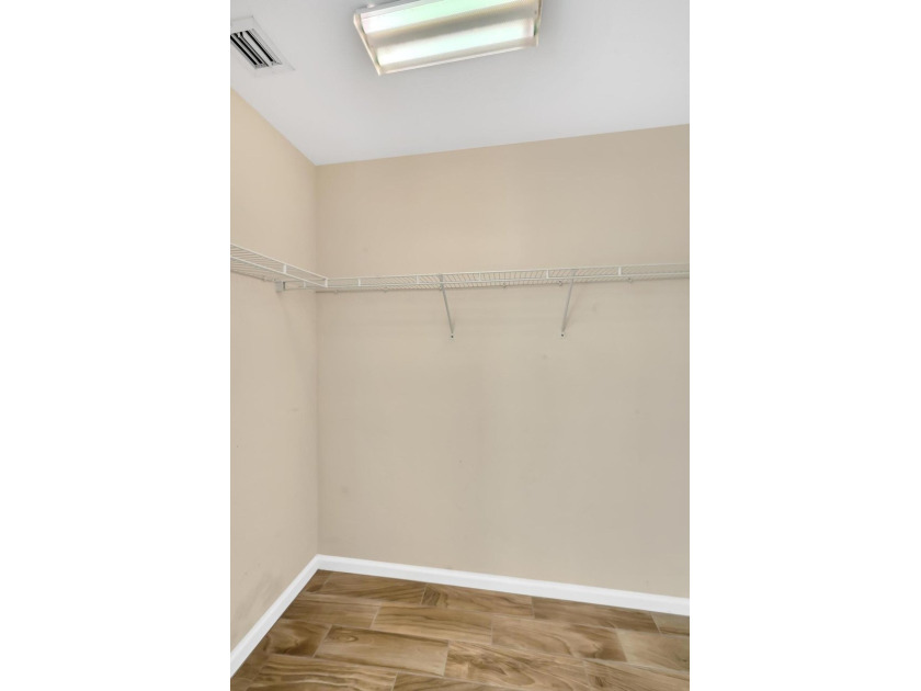 Take a look at this stunning 2 bed 2 bath condo with a 1 car - photo 15