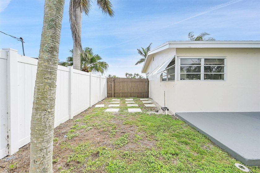 Welcome to The Cove, one of Deerfield Beach's most desirable - photo 19