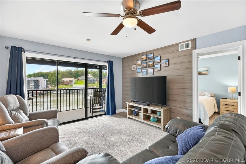 Welcome to the ultimate turn-key lake retreat at Harbor Point - photo 20