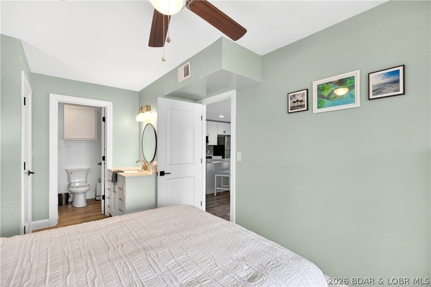 Welcome to the ultimate turn-key lake retreat at Harbor Point - photo 24