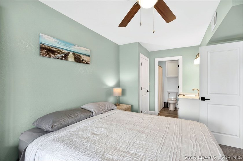 Welcome to the ultimate turn-key lake retreat at Harbor Point - photo 26