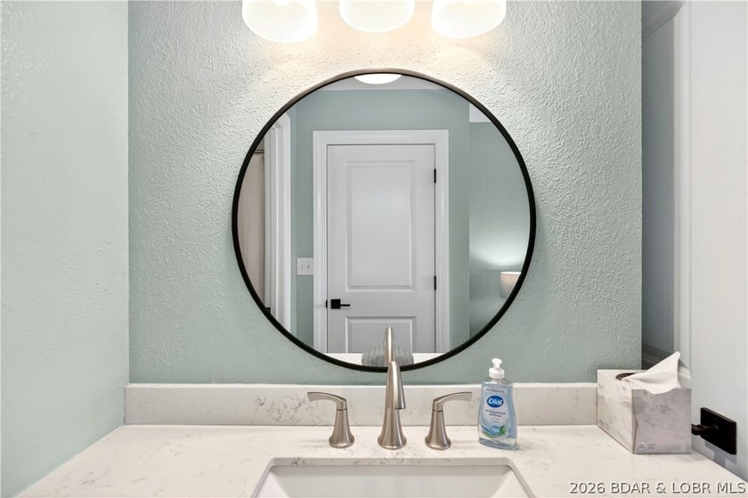 Welcome to the ultimate turn-key lake retreat at Harbor Point - photo 31