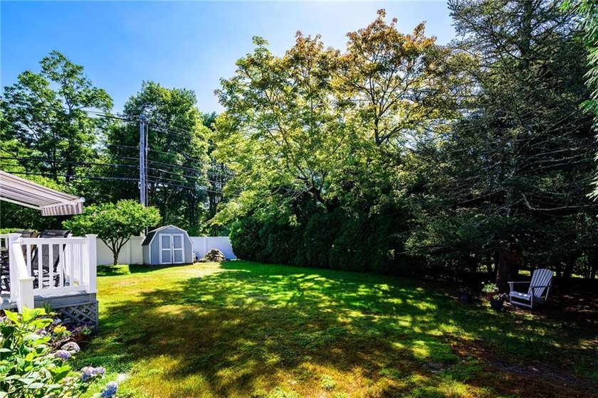 A perfect opportunity to own an immaculately kept 4 bedroom, 2 - photo 34