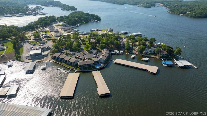 Welcome to the ultimate turn-key lake retreat at Harbor Point - photo 47