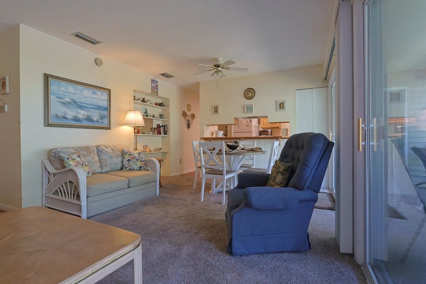 Fully furnished and rental-ready! This 2 bed, 2 bath unit - photo 4