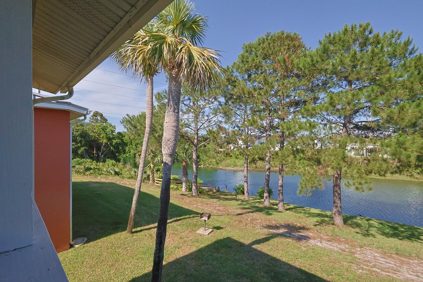 Fully furnished and rental-ready! This 2 bed, 2 bath unit - photo 10