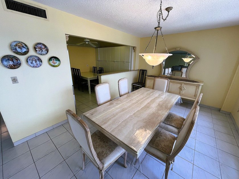 Beautiful direct ocean views from this rarely available &amp; highly - photo 13