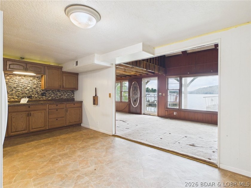 Attention flippers, investors and those just wanting a little - photo 24