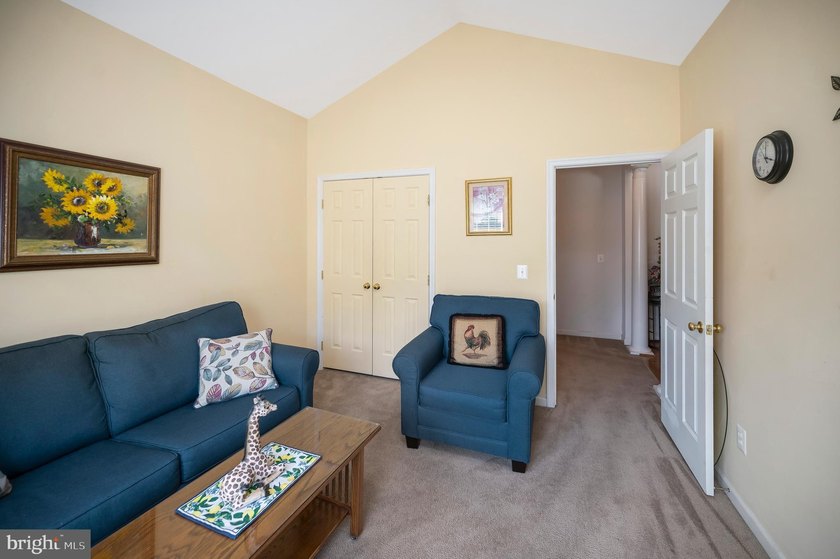 Beautiful 4-bed, 3.5-bath rambler in Hopyard Farm with a - photo 25