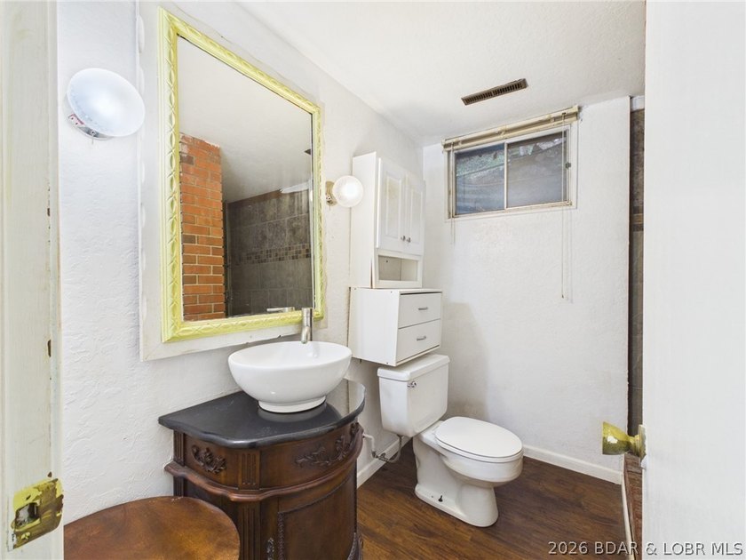 Attention flippers, investors and those just wanting a little - photo 30