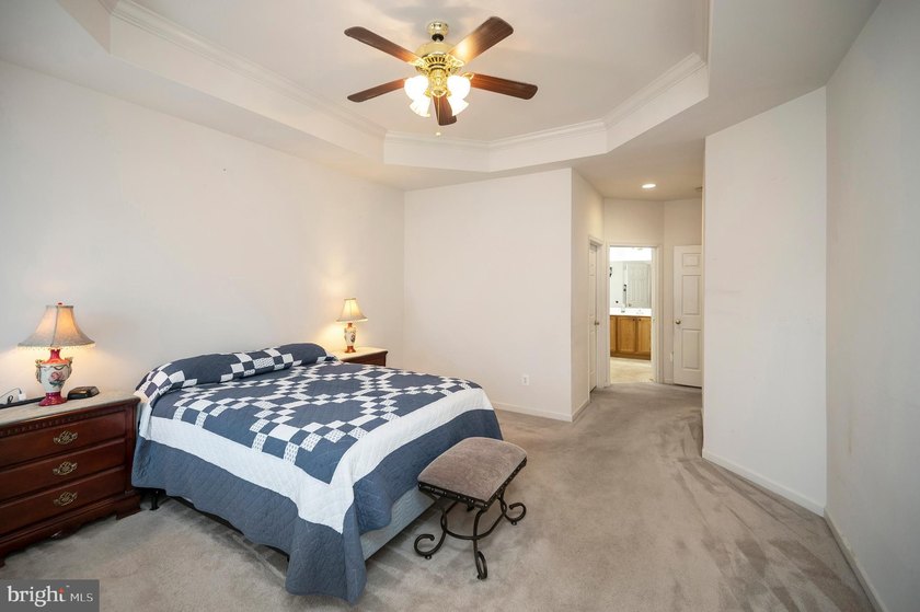 Beautiful 4-bed, 3.5-bath rambler in Hopyard Farm with a - photo 30