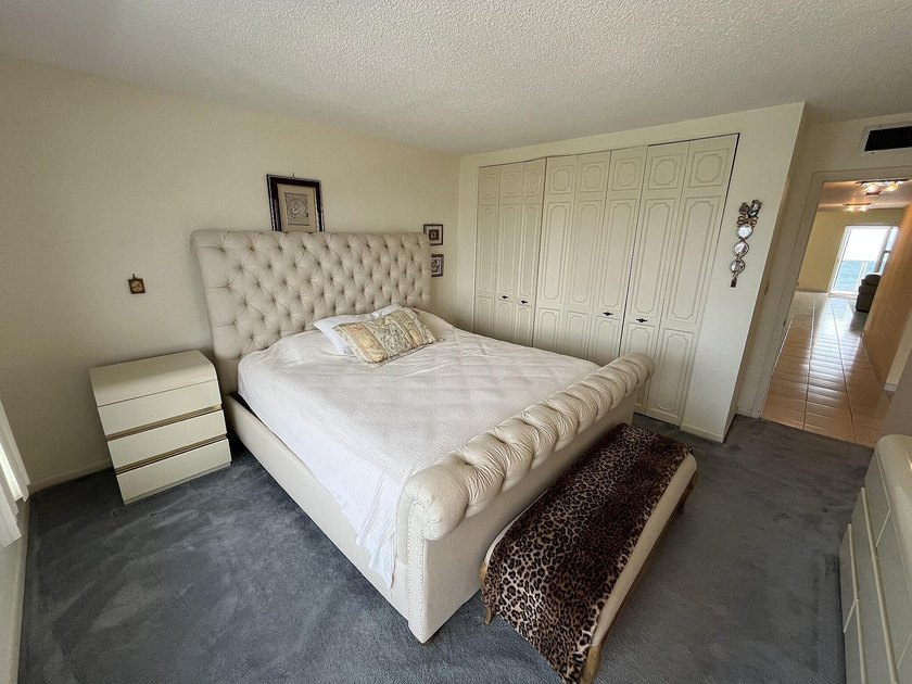 Beautiful direct ocean views from this rarely available &amp; highly - photo 37