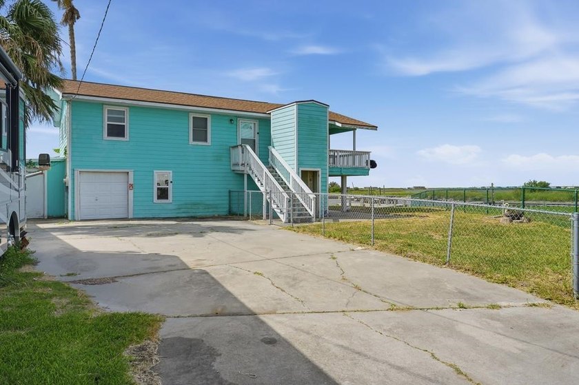Waterfront opportunity in Copano Cove! Perfectly situated on the - photo 7