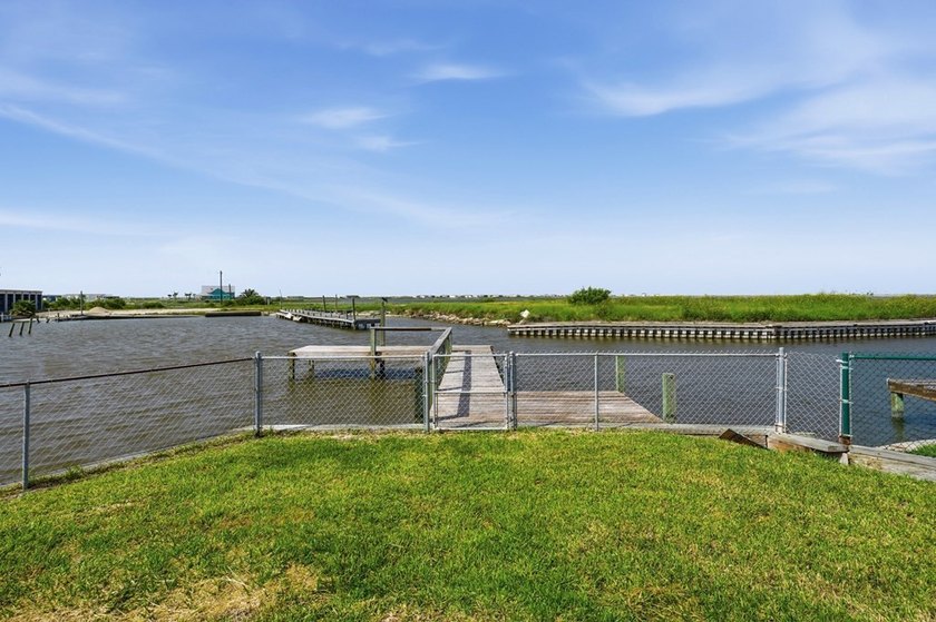 Waterfront opportunity in Copano Cove! Perfectly situated on the - photo 9
