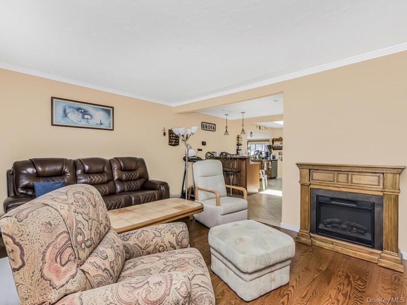 Welcome home to this charming property located in the heart of - photo 6