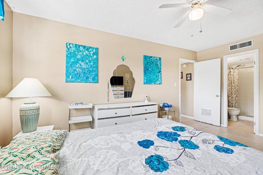 Turn-key, furnished &amp; move-in ready! Oceanfront Community! - photo 12