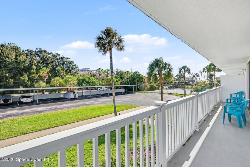 Turn-key, furnished &amp; move-in ready! Oceanfront Community! - photo 15