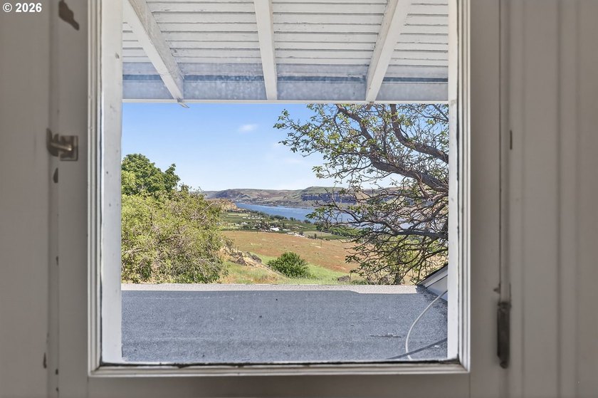 This historic 1914 Craftsman was built by Sam Hill associate - photo 16