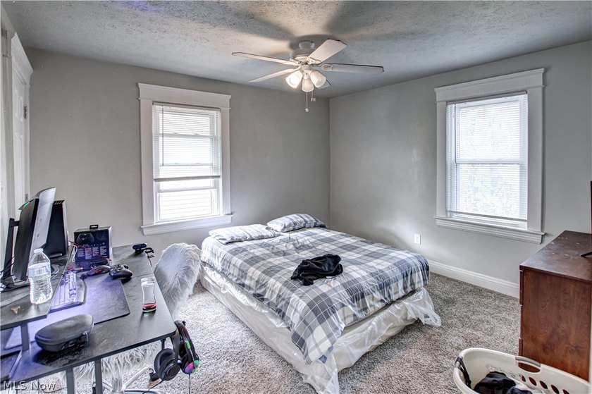 Wow an Investors dream! Rare Find! Not your average home. True - photo 22