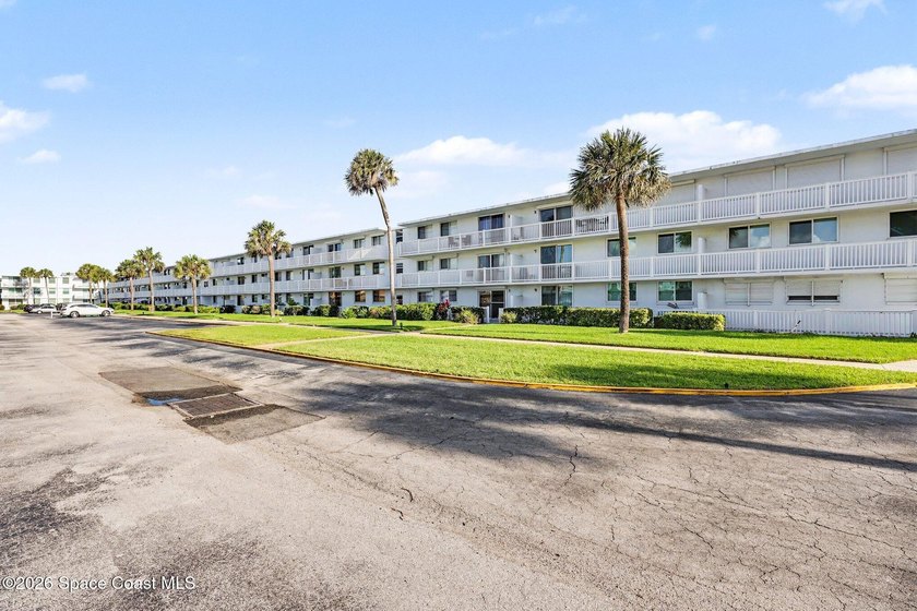Turn-key, furnished &amp; move-in ready! Oceanfront Community! - photo 23