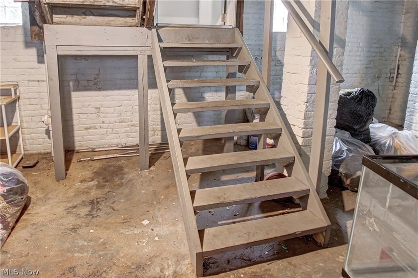 Wow an Investors dream! Rare Find! Not your average home. True - photo 31