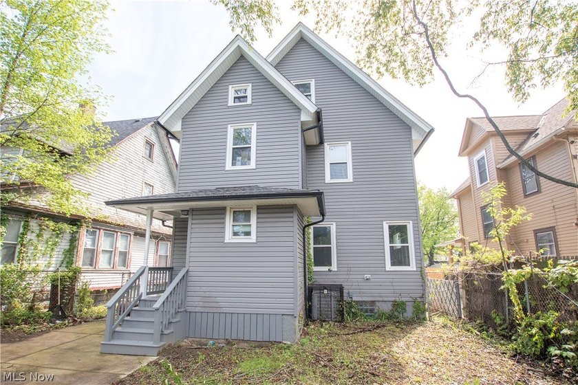 Wow an Investors dream! Rare Find! Not your average home. True - photo 44