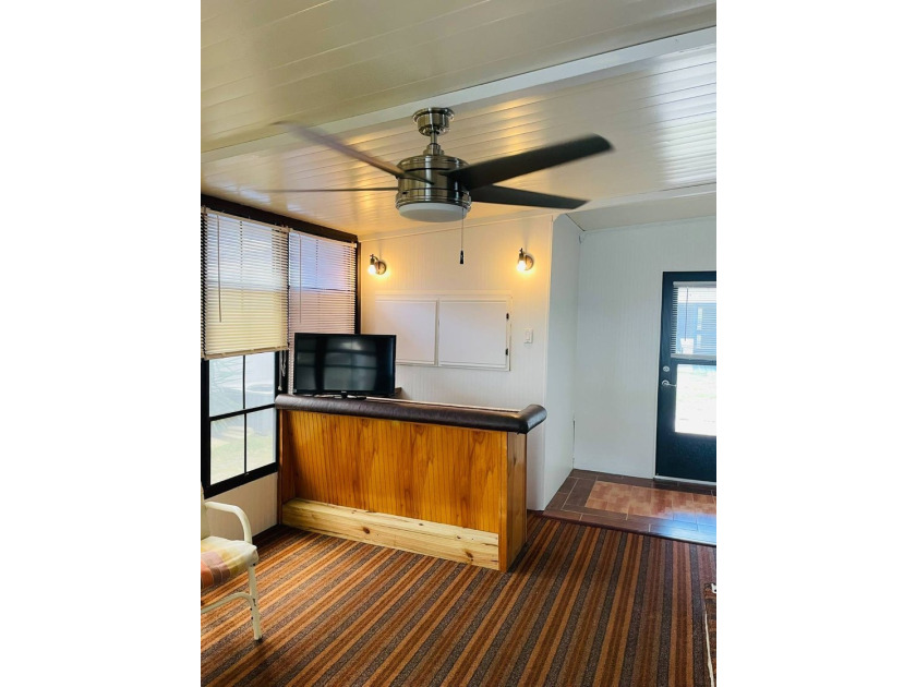 Hidden Cove West / Lot #662 / 2 Bedroom/2 Bath / 840 Sq. Ft + - photo 7