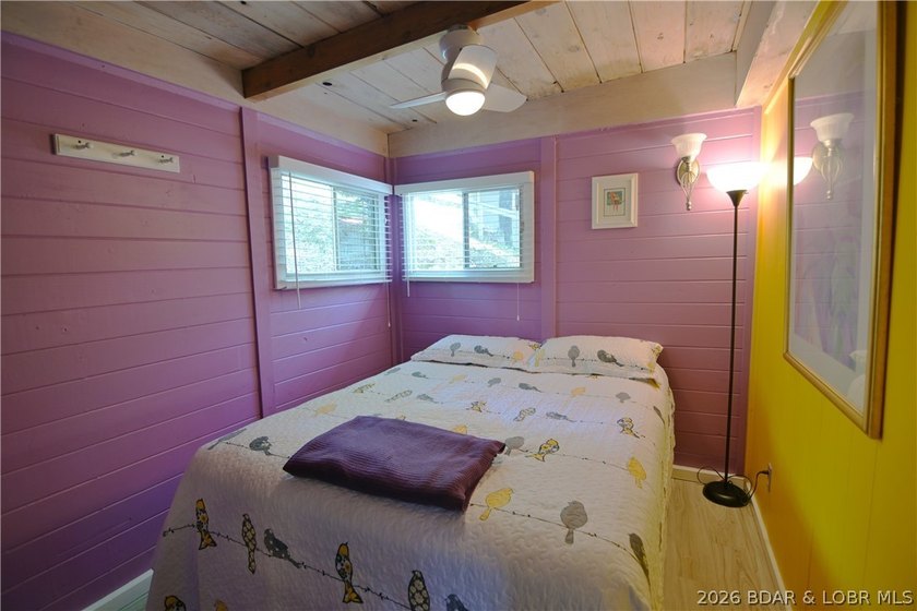 Lakefront cabins like this are getting harder and harder to - photo 22