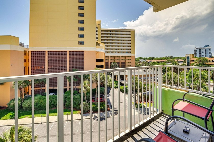 This ocean-view 1 bedroom / 1 bath condo at Caravelle Tower - photo 25