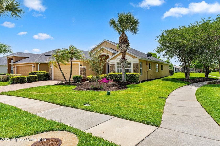 Enjoy effortless living in Heritage Isle, Viera's 55+ gated - photo 2