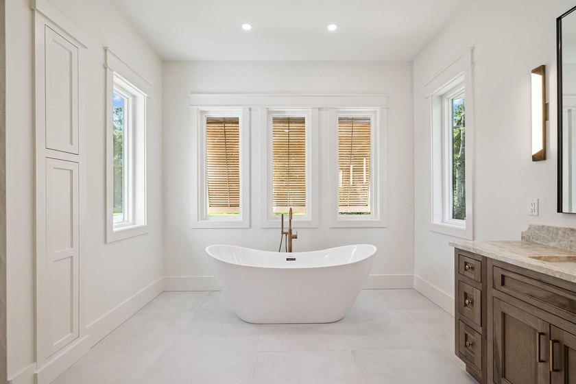 Welcome home to waterfront living on Eden Drive. This brand new - photo 32