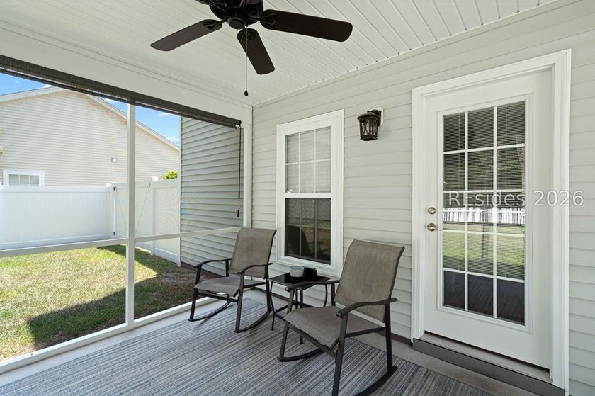 Beautifully renovated 3-bedroom, 2-bath home ideally located - photo 42