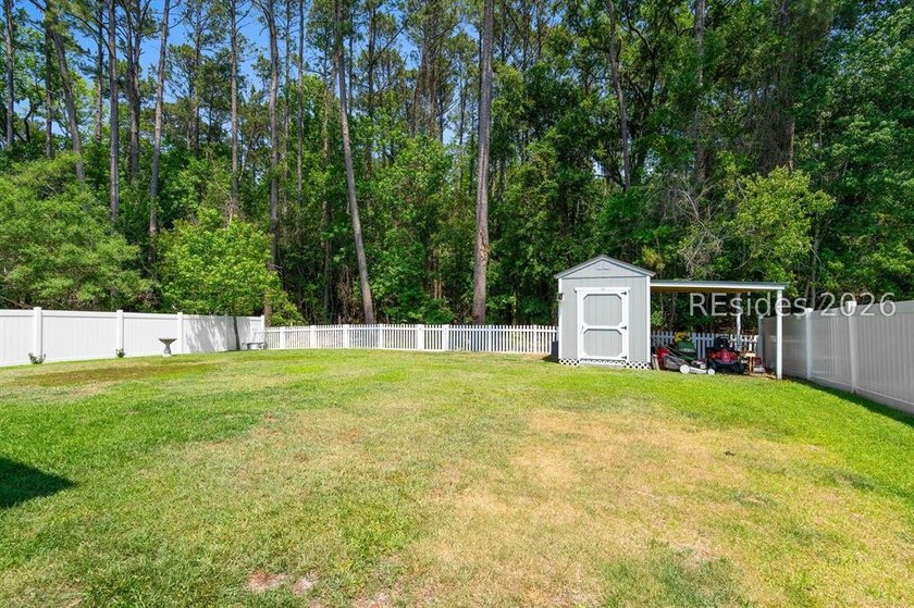 Beautifully renovated 3-bedroom, 2-bath home ideally located - photo 45