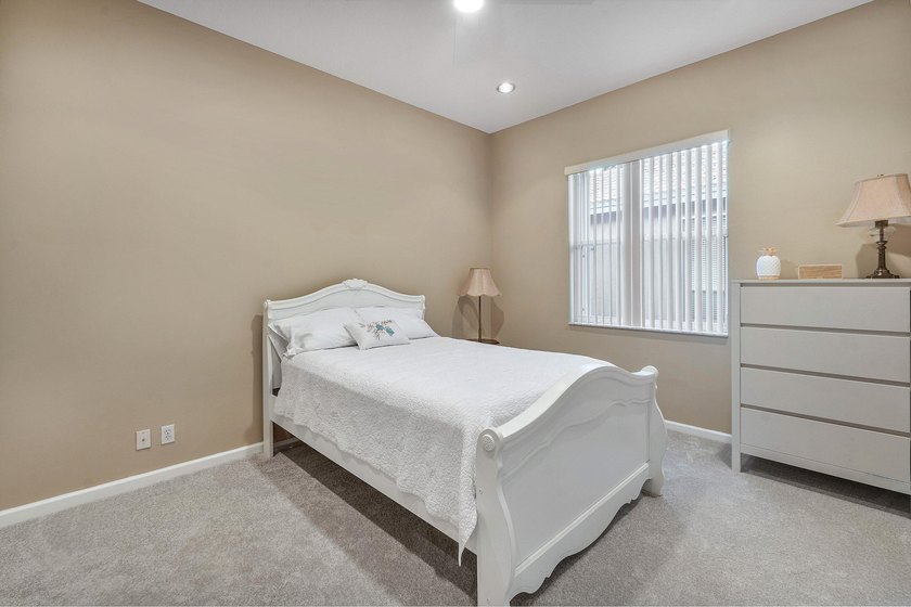 Located in the sought-after Estate Section of Wellington Shores - photo 26
