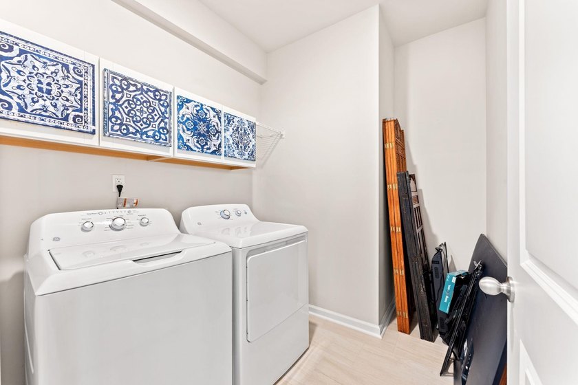 Welcome to this immaculate, move-in-ready 3-bedroom, 2-bath - photo 17