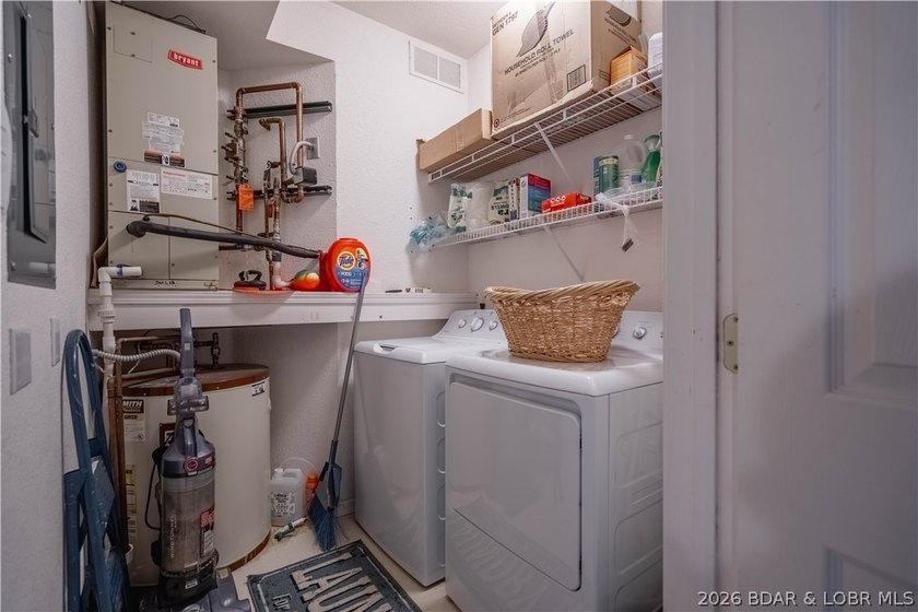 SELLER TO PAY the first 6 months of HOA Fees at closing! This - photo 18