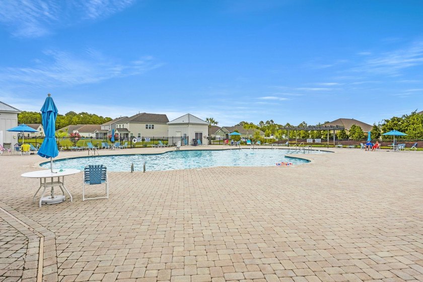Welcome to this immaculate, move-in-ready 3-bedroom, 2-bath - photo 21