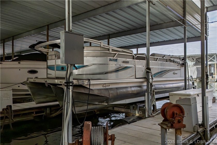 SELLER TO PAY the first 6 months of HOA Fees at closing! This - photo 45