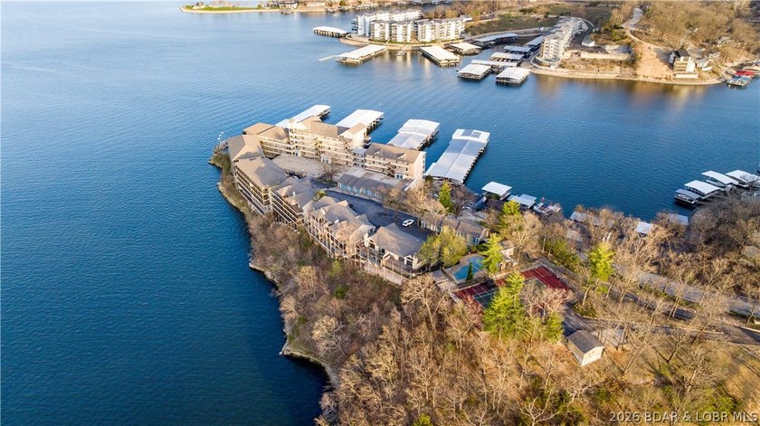 SELLER TO PAY the first 6 months of HOA Fees at closing! This - photo 47