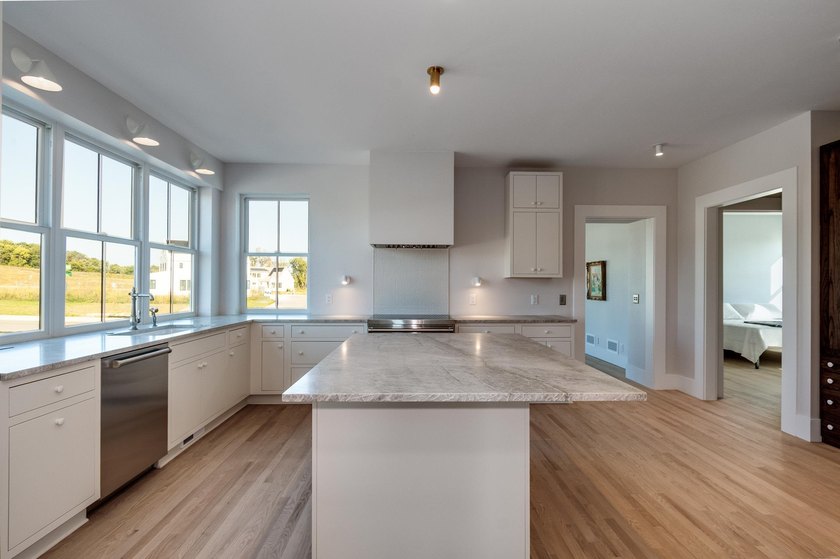 Experience a rare combination of design, efficiency, and - photo 19