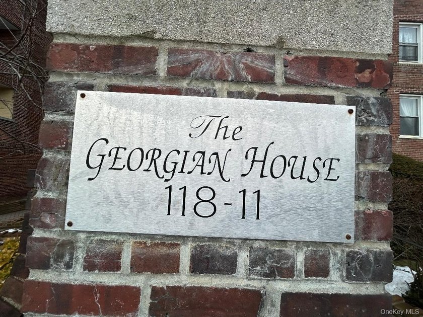Rare For Sale One Bedroom Unit In The Georgian House (Unit 418 ) - photo 2