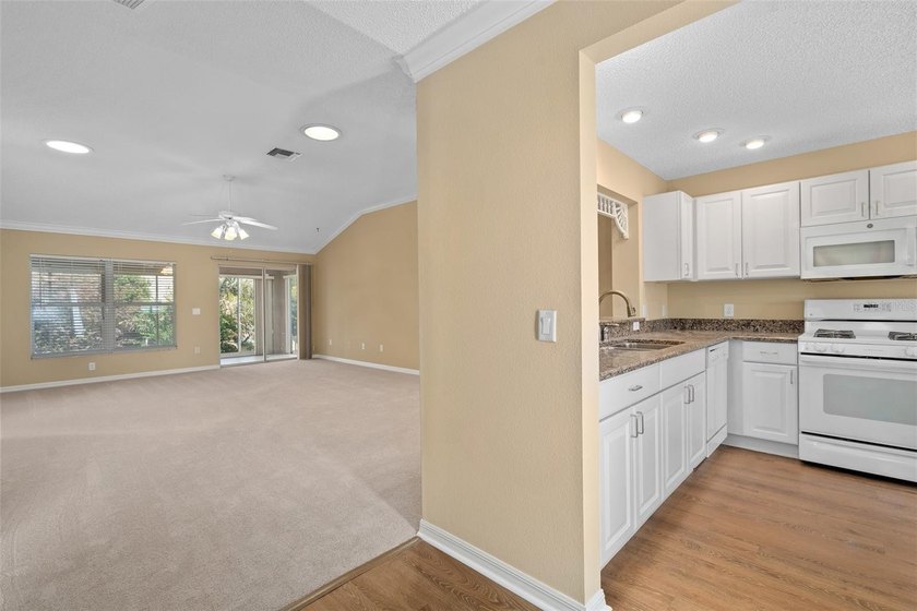 SELLER IS MOTIVATED**NEW PRICE**NEW CARPET**NEW INTERIOR WALL - photo 3