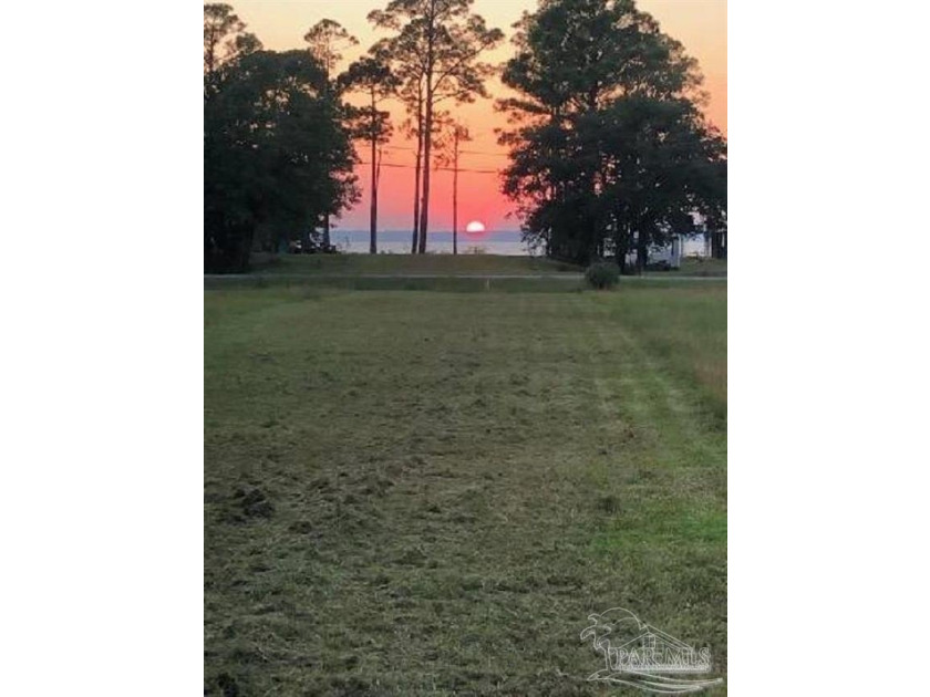 Gorgeous, BAYVIEW, half acre parcel ready for your dream homee - photo 2