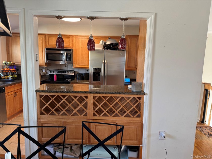 Welcome to this beautifully maintained single-dwelling home - photo 10