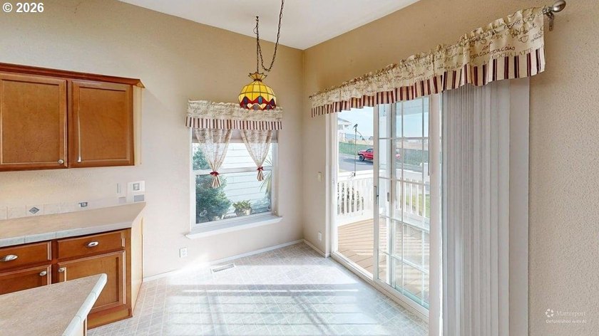 Oceanview living in a gated community. End of the road privacy - photo 12