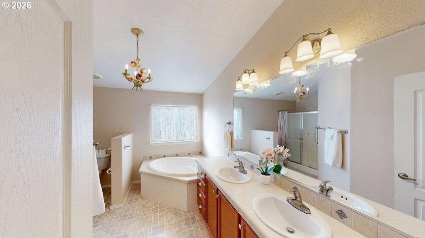 Oceanview living in a gated community. End of the road privacy - photo 18