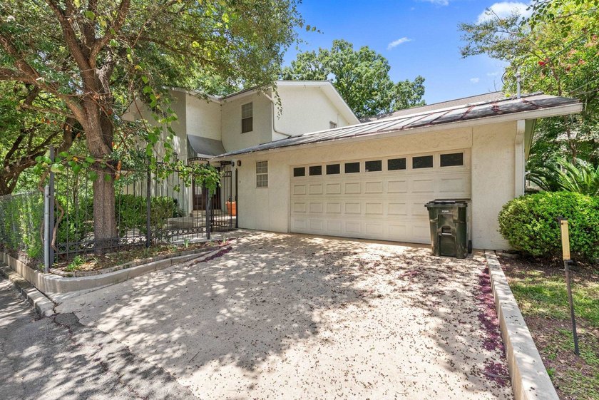 One of the Comal River's most unique locations, this waterfront - photo 5