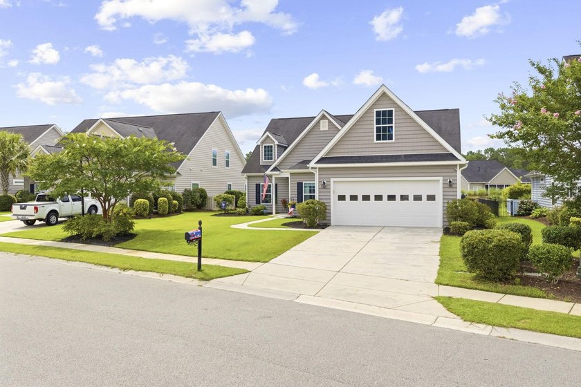Welcome to this beautifully maintained 4-bedroom, 2-bath, 1 - photo 49