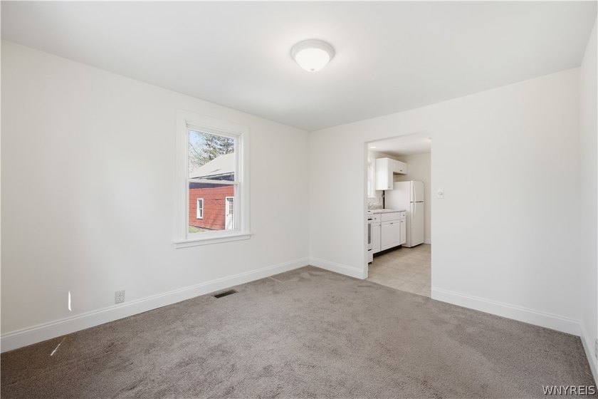 Spacious and well-maintained upper/lower double offering - photo 10